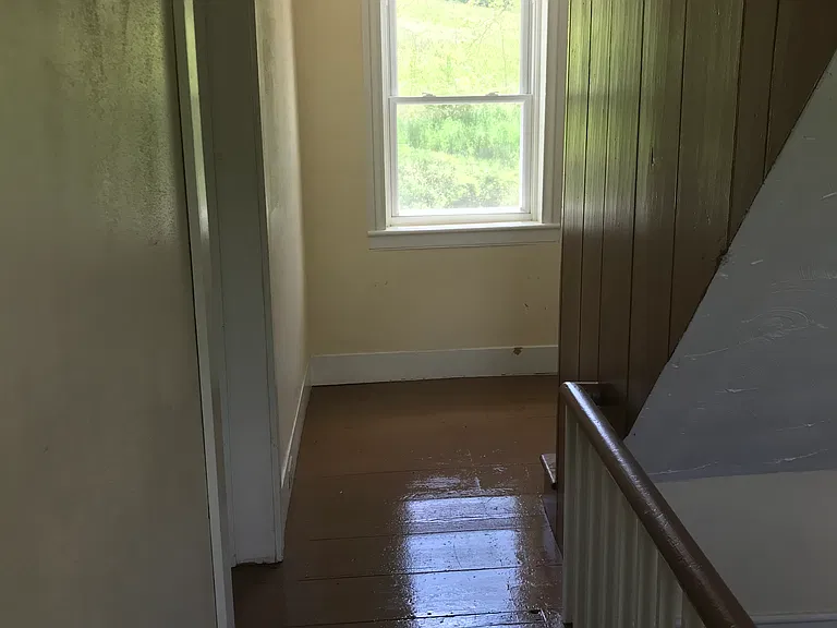6514 Creek Rd — Photo 9