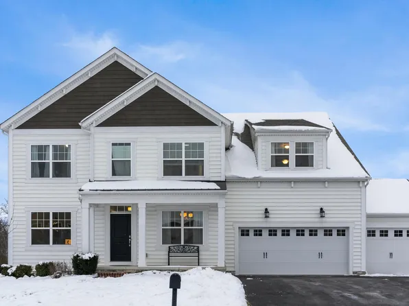 4890 Pinnacle Woods Dr, Grove City, OH 43123
