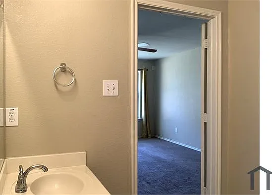 2320 Hummingbird Way — Photo 16