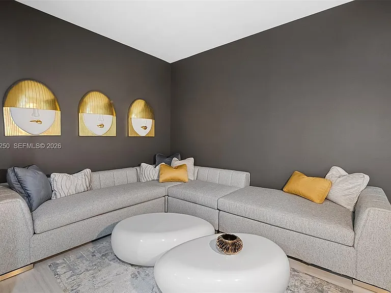 851 NE 1st Ave #Penthouse 4912 — Photo 22