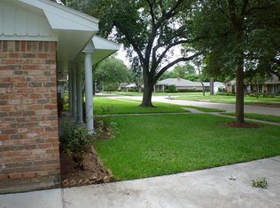 5930 Yarwell Dr, Houston, TX 77096