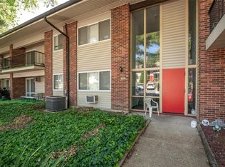 10065 Bunker Hill Dr APT C, Saint Louis, MO