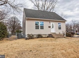 14955 Illinois Rd, Woodbridge, VA 22191