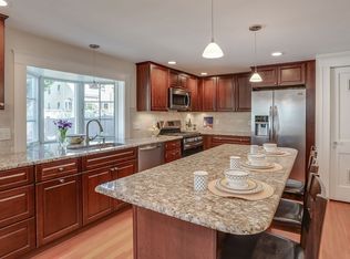9 York St, Andover, MA 01810