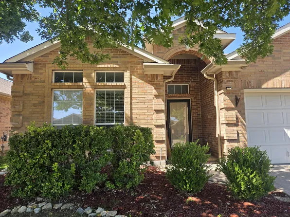 6037 Horse Trap Dr, Fort Worth, TX 76179