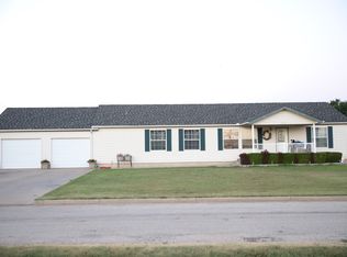 810 N Blaine St, Attica, KS 67009