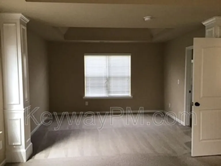 6017 Reynolds Cir — Photo 12