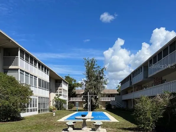 3751 S School Ave APT 29, Sarasota, FL 34239