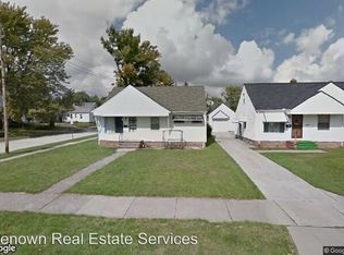 19801 Stockton Ave, Maple Heights, OH 44137