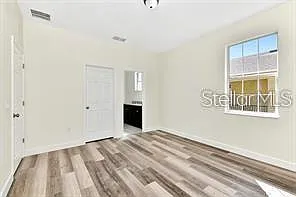 285 N Kentucky Ave — Photo 9