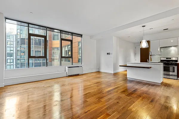 Sold by Nest Seekers International | media 3