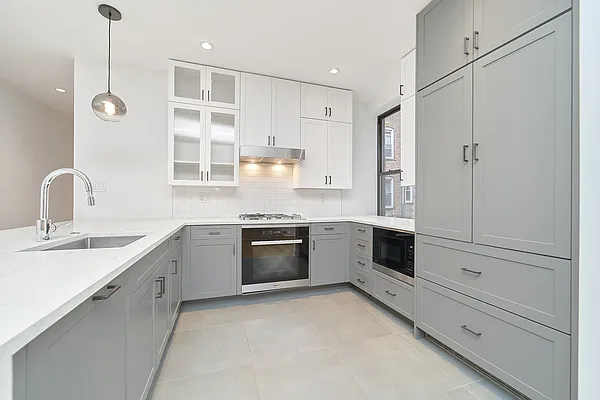 Rented by Living New York | media 4