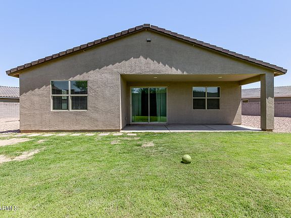 5th image of 35642 N BLOOM Street