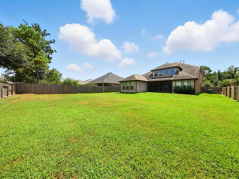 2072 Brookmont Dr — Photo 36