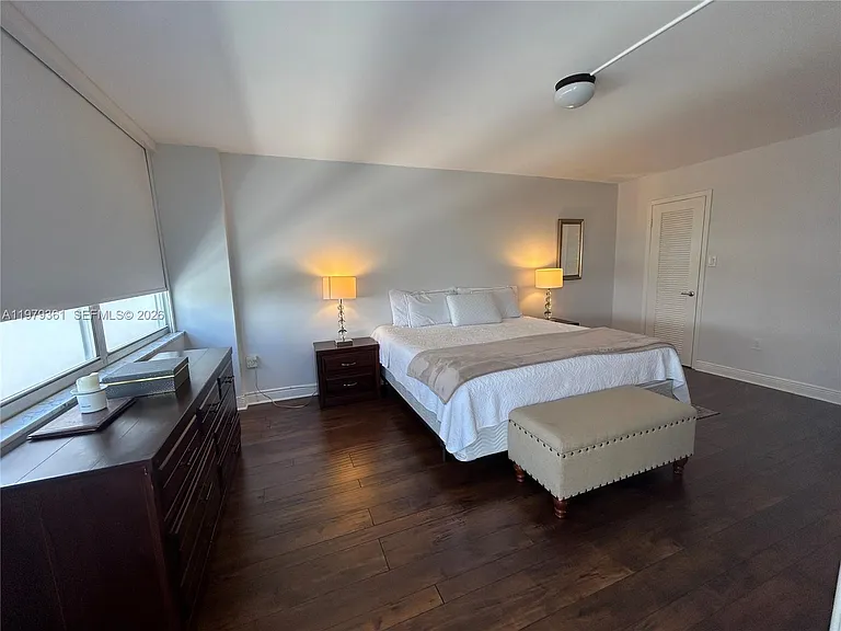18031 Biscayne Blvd #904 — Photo 11