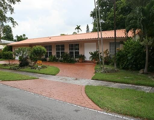 1st image of 12575 Griffing Blvd