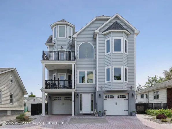 8 Benton Avenue, Leonardo, NJ 07737