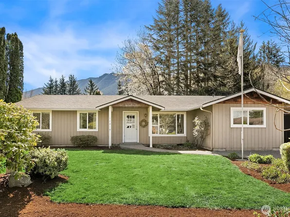 12319 415 Avenue SE, North Bend, WA 98045