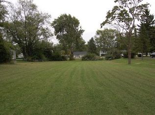 2N333 Pearl Ave, Glen Ellyn, IL 60137