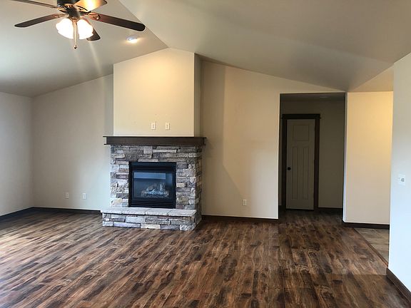 4th image of 97 Sage Bloom Ct Unit A-1