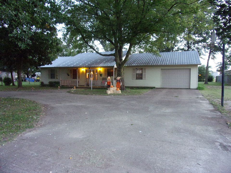 1st image of 517 Tipton Dr