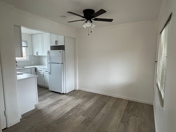 5th image of 886 Roble Ave APT 3