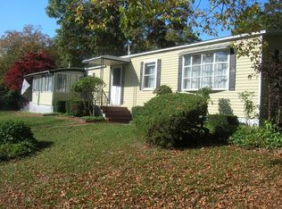 136 Pineview Ter, West Wareham, MA 02576