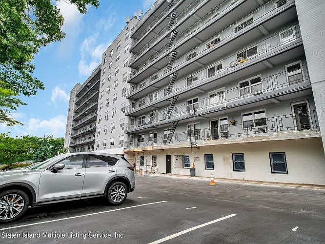 1st image of 20 Cliff St APT 4R