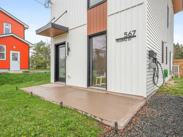 567 Young St, Truro, NS B2N 3Y8