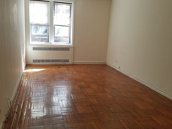 4th image of 4130 46th St APT 1K