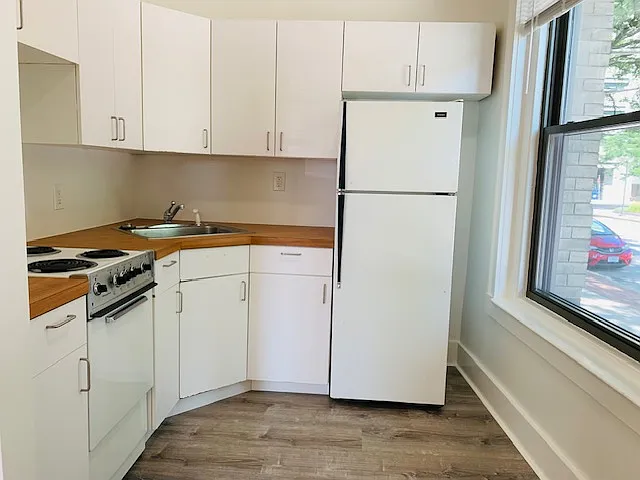 337 Washington St #2 — Photo 4