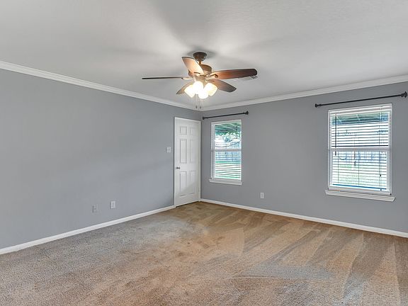 4th image of 223 Fantasy Ln