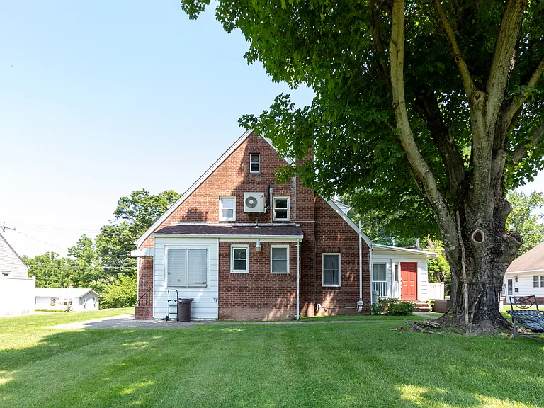 8B Myer Ln — Photo 23