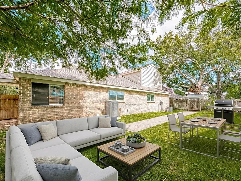 1623 Cherry Ridge Dr — Photo 46