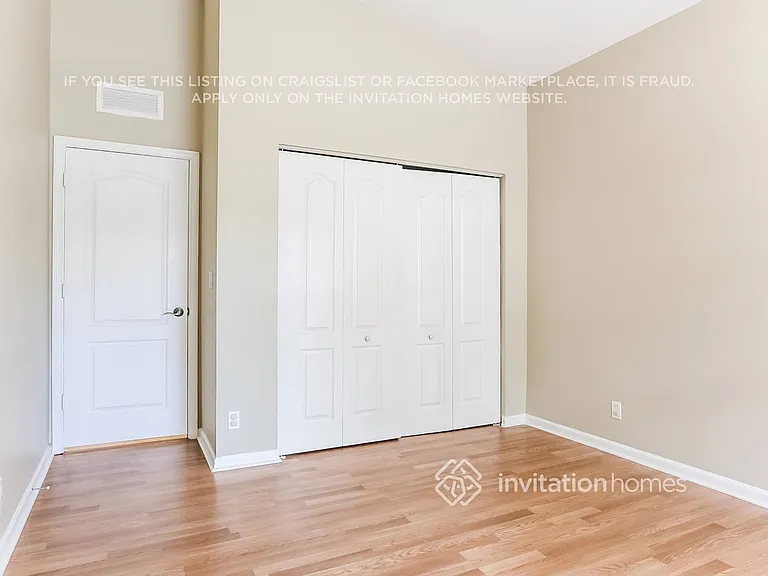 10302 Old Winston Ct — Photo 16