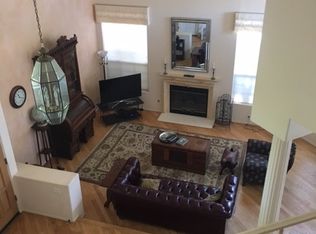 1256 Cravens Ln, Carpinteria, CA 93013