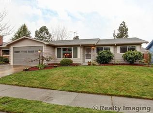 10918 SE Madison Dr, Portland, OR 97216