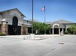 13 Norwich Rd, Pleasant Ridge, MI 48069