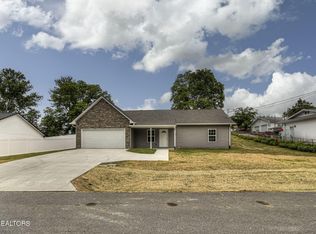 3217 Myers St, Pigeon Forge, TN 37863