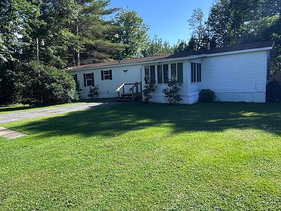 4th image of 19 Masterman Avenue