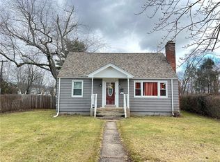 28 Bina Ave, Windsor, CT 06095