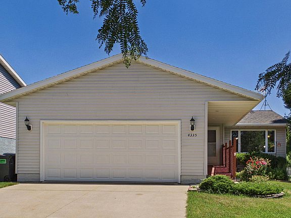 3rd image of 4335 Valley Dr NW