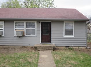 1544 Campus Rd, Manhattan, KS 66502