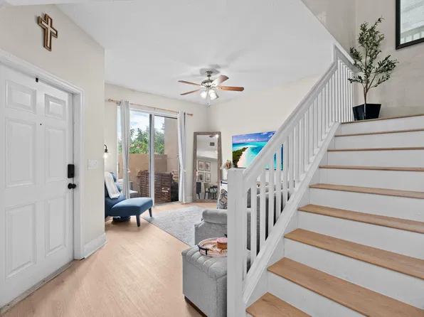 6515 Diamond Springs Terrace #2402, West Palm Beach, FL 33411