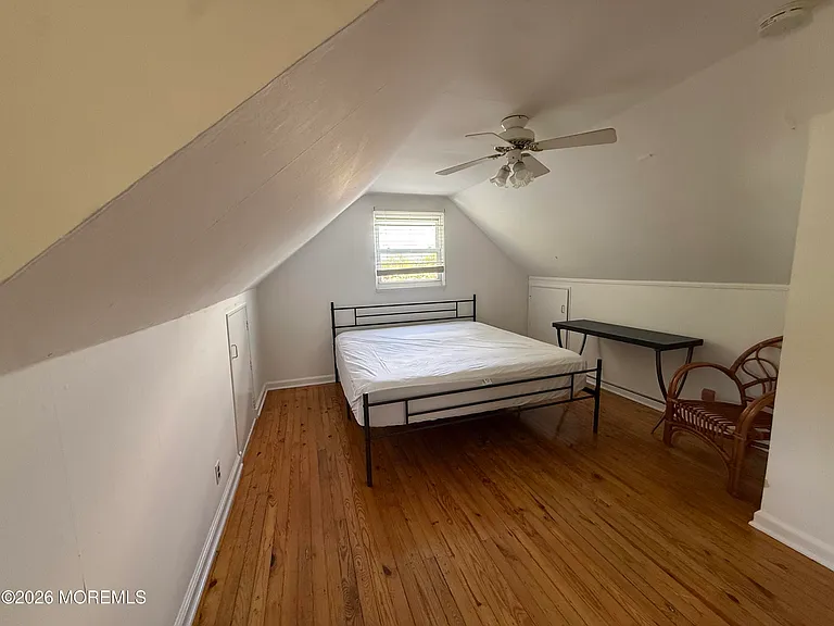 17 Clarence Ave — Photo 22
