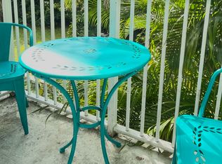 821 SW 2nd St APT 3, Miami, FL 33130