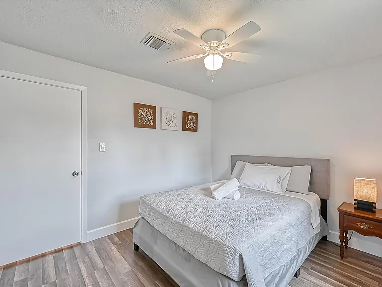 11618 Corona Ln — Photo 23