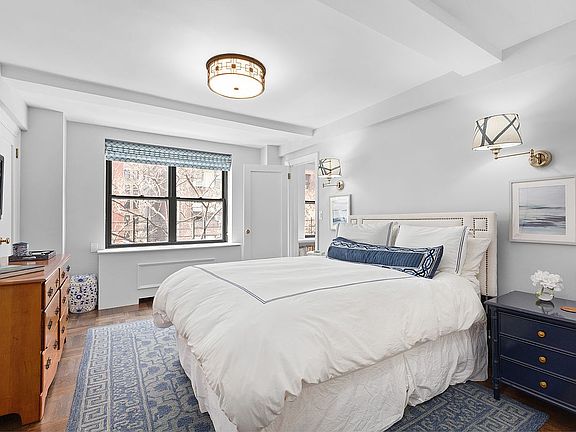 5th image of 235 E 73rd St APT 4C
