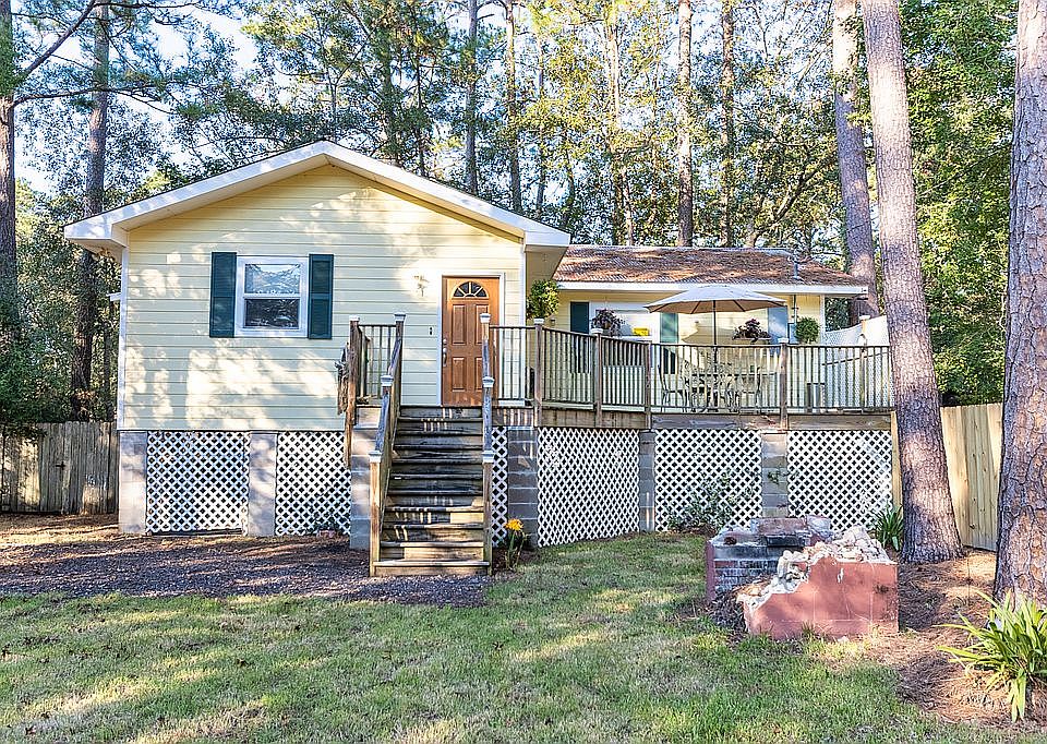 1st image of 28541 Canal Dr