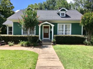 305 E Jefferson St, Thomasville, GA 31792